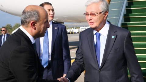 Tokayev Qəbələyə gəldi