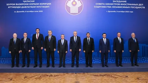 MDB nazirləri Düşənbədə görüşdülər