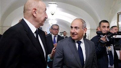 İlham Əliyevlə Paşinyan arasında&nbsp;səmimi söhbət olub
