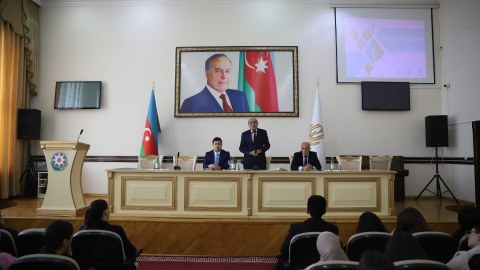 GDU tələbələri könüllülük fəaliyyəti haqqında maarifləndirildi