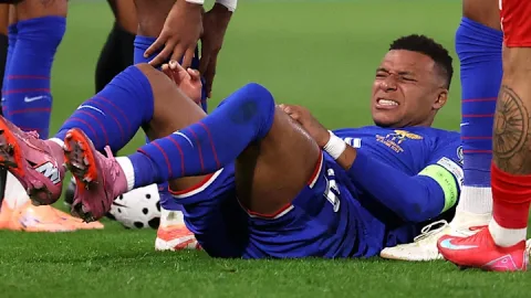 Mbappe Azərbaycanla oyunda yenidən zədələnib