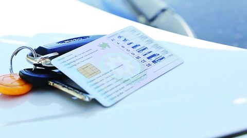 Azərbaycanda bir ildə sürücülük vəsiqəsi alanları sayı açıqlanıb