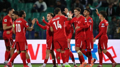 Türkiyə darmadağınla QƏLƏBƏ QAZANDI
