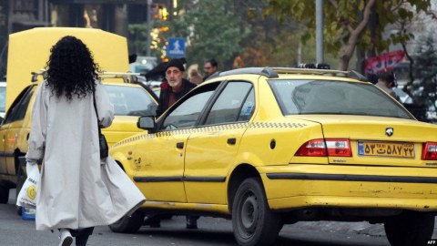 Tehran küçələrində hicabsız qadınlar - İranda nə baş verir? - FOTOLAR