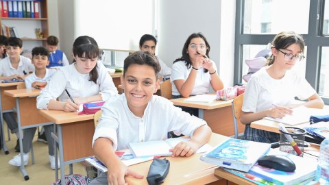 Şagirdlərin elektron yerdəyişməsi başladı