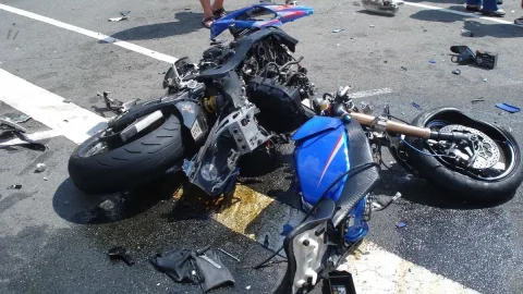 Motosikletlə mopedlərin qəzalarında 10 nəfər ölüb