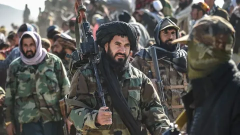 Pakistanla Əfqanıstan arasında atəşkəs elan edildi