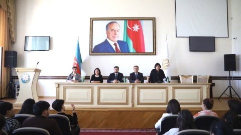 Təhsil Tələbə Krediti Fondunun əməkdaşları GDU-nun tələbələri ilə görüşüb