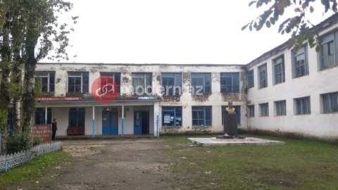 Müəllimlərin gözü qarşısında bıçaqlanma - Şabrandakı hadisənin DETALLARI