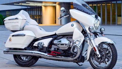 Papanın motosikleti 156 minə satıldı