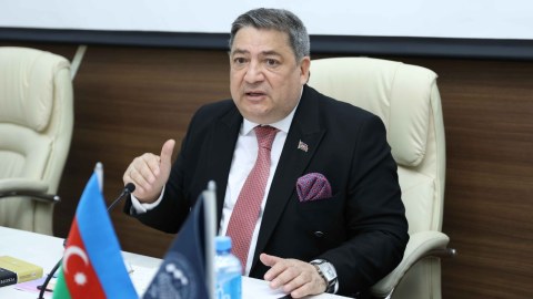 Ramiz Mehdiyevin kitablarını yazan zümrə - Professor onlardan danışdı