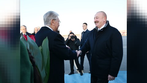 İlham Əliyev Astanada - Tokayev şəxsən qarşıladı - FOTOLAR