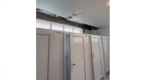 Bakıda qəzalı vəziyyətdə olan məktəblə bağlı AÇIQLAMA