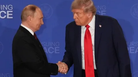 Tramp Putinə daha bir şans verir