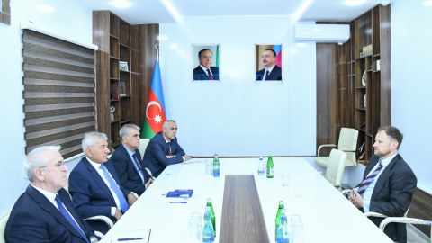 BMU-da İsrailin tanınmış alimi ilə görüş keçirilib - FOTO