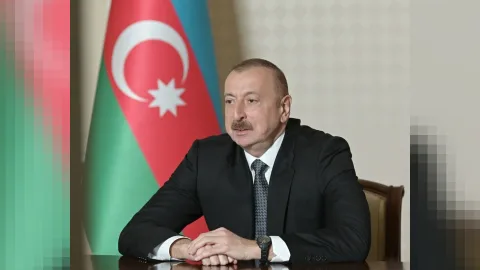İlham Əliyev yeni Baş naziri təbrik etdi