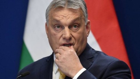 Orban Avropa Birliyinə meydan oxudu