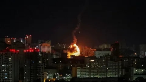 Rusiya uşaq bağçasını ballistik raketlə vurdu