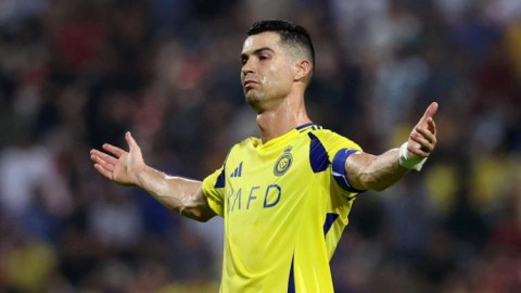 Ronaldo 950 qol vuran ilk futbolçu oldu