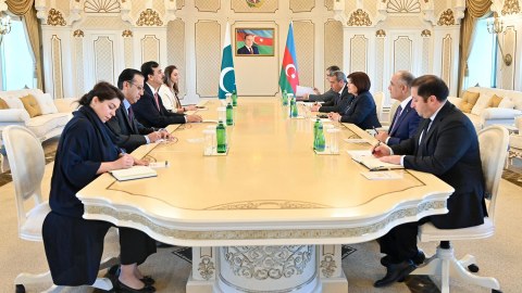 Sahibə Qafarova Pakistan Senatının sədri ilə görüşdü - FOTO