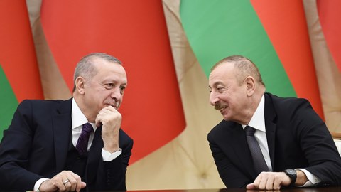 İlham Əliyev Ərdoğanı təbrik etdi