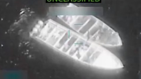 ABŞ 4 gəmini bombaladı