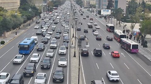Bakının 15 küçəsində tıxac var - SİYAHI