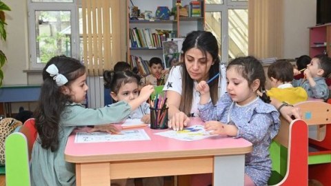 Bakıda bağçalara tərbiyəçi-müəllim AXTARILIR