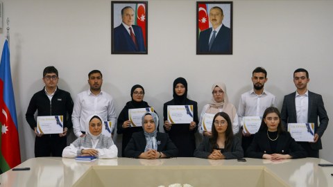 İlahiyyat İnstitutunun &ldquo;Brend tələbə&rdquo;ləri mükafatlandırılıb - FOTOLAR
