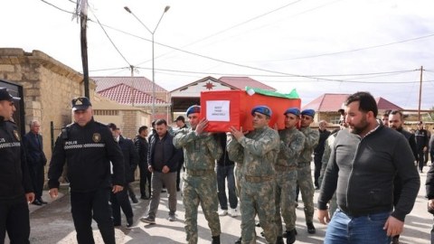 Şəhid Fikrət Əzizov Qobustanda dəfn edildi