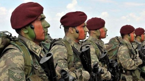 Düşmənin canına vəlvələ salan BORDO BERELİLƏR