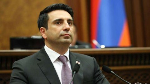 Simonyan Azərbaycanın sülh şərtlərinə haqq qazandırdı