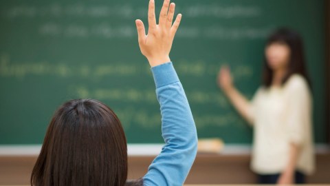 Ənənəvi təhsil, yoxsa kurikulum - əmək bazarında hansı effektli nəticə verir?&nbsp;