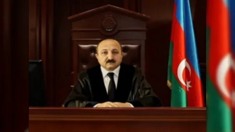 Hakim son hökmünü oxudu - Təqaüdə göndərilir