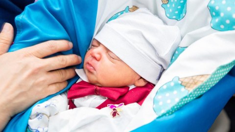 Doğuş və dəfn üçün ayrılan vəsait ARTIRILIR