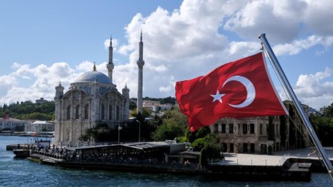 Türkiyənin turizm gəlirləri 50 milyard dollara çatdı