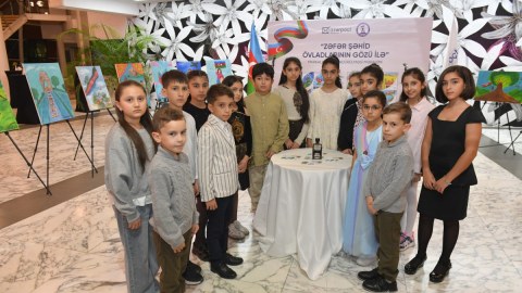 Şəhid övladlarının çəkdiyi rəsmlər əsasında poçt markaları təqdim olundu