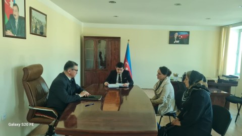 Novruzəli Aslanov İsmayıllıda vətəndaşları qəbul edib