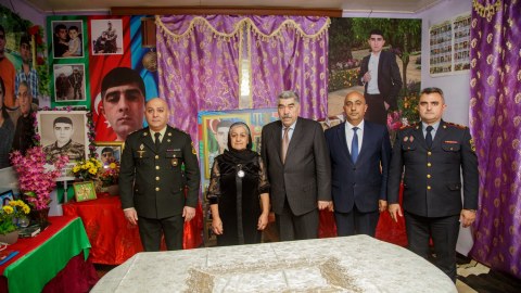 Salyan rayonunda şəhidlərin ailə üzvləri ziyarət olundu