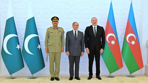 Şahbaz Şərif Bakıdan paylaşım etdi