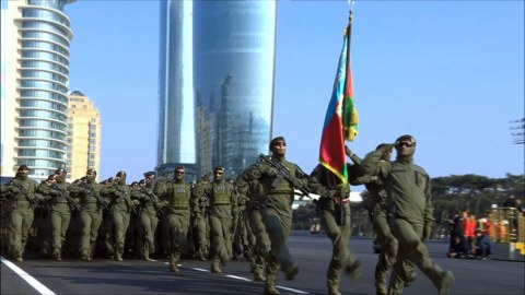 Paradda &ldquo;Qartal&rdquo; xüsusi təyinatlılarının keçidi - VİDEO