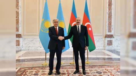 Tokayev İlham Əliyevi təbrik etdi