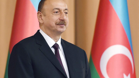 Prezidentdən&nbsp;Bayraq&nbsp;Günü PAYLAŞIMI