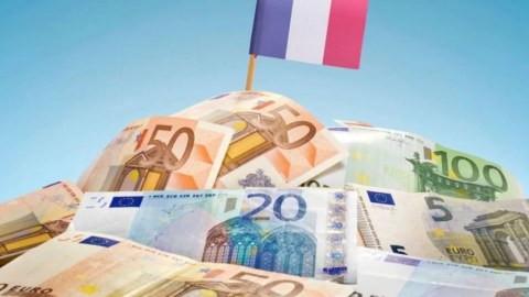 Fransa borclarına görə 74 milyard avro faiz ödəyəcək