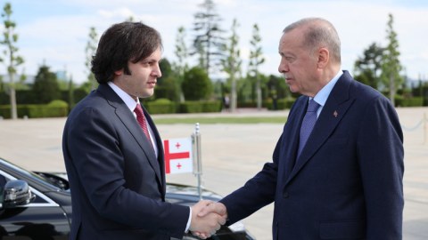 Ərdoğan Kobaxidze ilə danışıqlar apardı