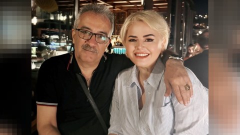 Kukla Teatrındakı tanınmış cütlük BOŞANIR