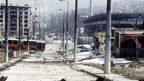 Avropada &ldquo;snayper turizmi&rdquo;: varlılar pul ödəyib insan ovuna çıxıblarmış...