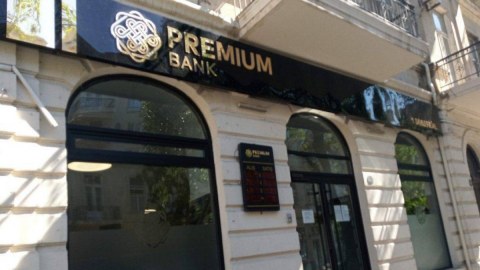 Cahangir Əsgərovun bankının sədri&nbsp;işdən çıxdı - FOTO