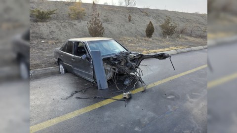 Naxçıvanda iki avtomobil toqquşdu - 2 nəfər xəsarət aldı