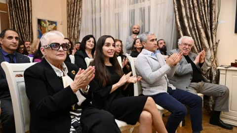 Leyla Əliyeva festivalın açılış mərasimində - FOTO